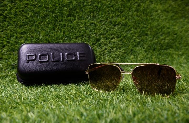 Police Men"s Golden Sunglasses with enchanting Case